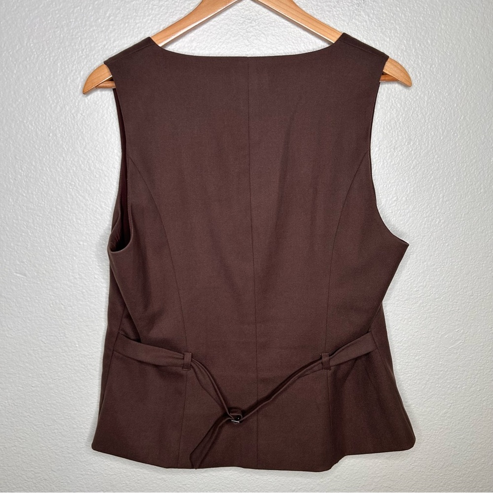 Reformation Delanie Top in Brown 12 - Picture 9 of 16